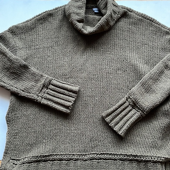 Aerie Oversized Chenille Turtleneck Sweater - Picture 6 of 11